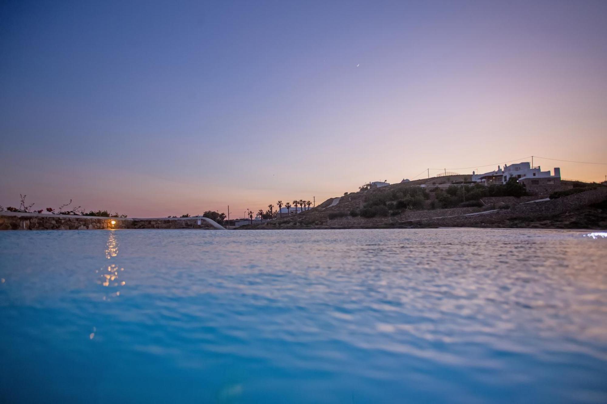 Aqua Breeze Seaview Pool Suites Mykonos Mykonos Town Bagian luar foto